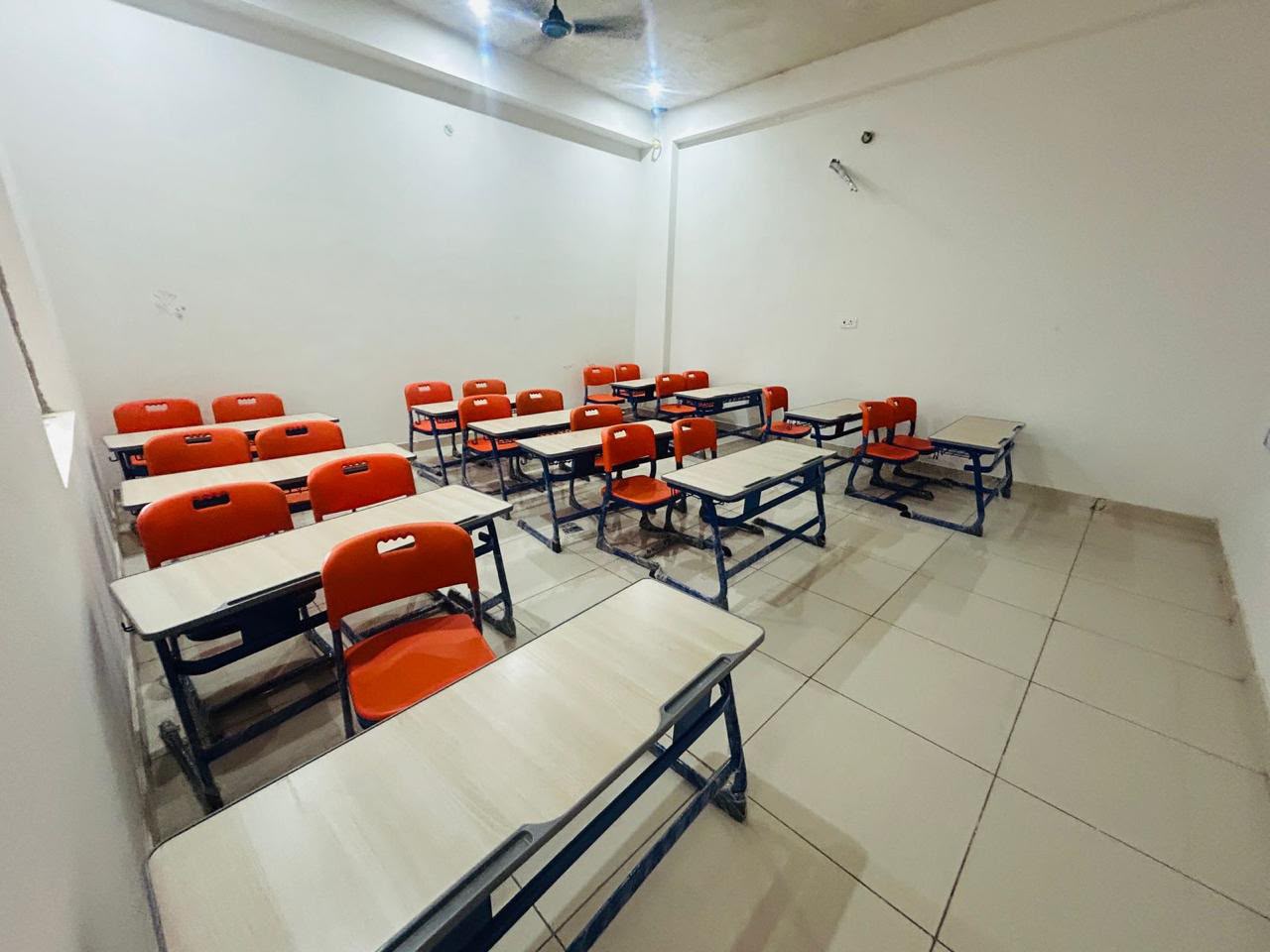 Modern school furniture in Kerala classroom